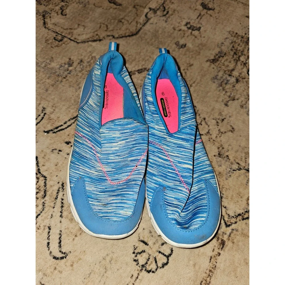 Danskin Now Womens Blue Space Dye Memory Foam Slip On Walking Shoes Size 9